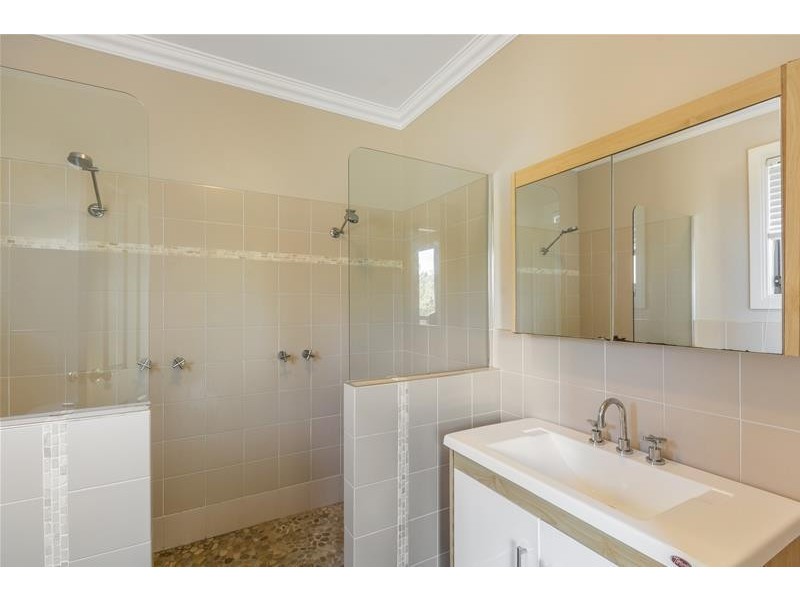 41 Glenoak Way, Nowra Hill NSW 2540