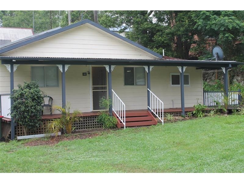 33 Tarawarra Street, Bomaderry NSW 2541