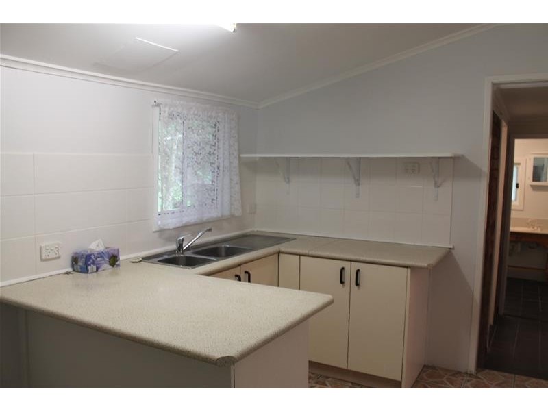 33 Tarawarra Street, Bomaderry NSW 2541