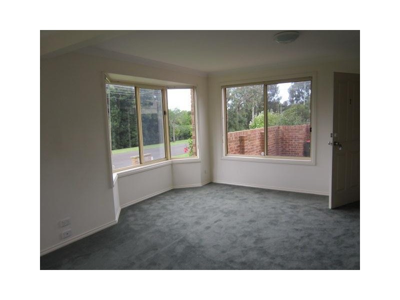1/3 Campbell Place, Nowra NSW 2541