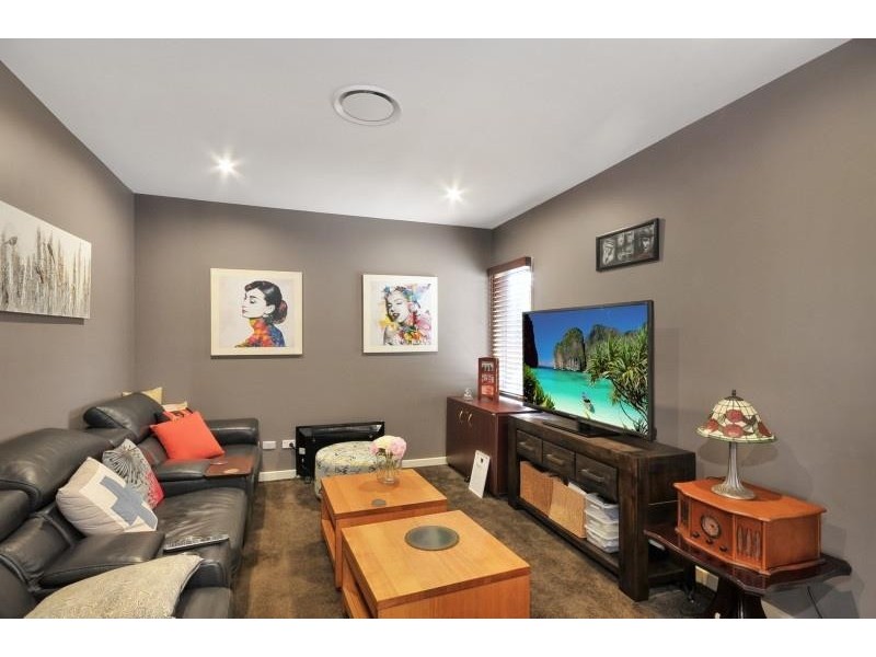 5 Ikara Place, North Nowra NSW 2541