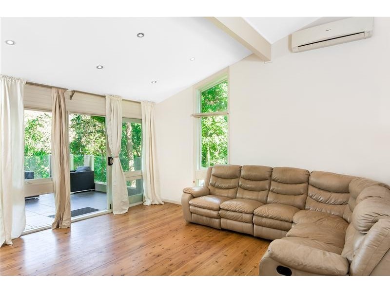 21 Tarawara Street, Bomaderry NSW 2541