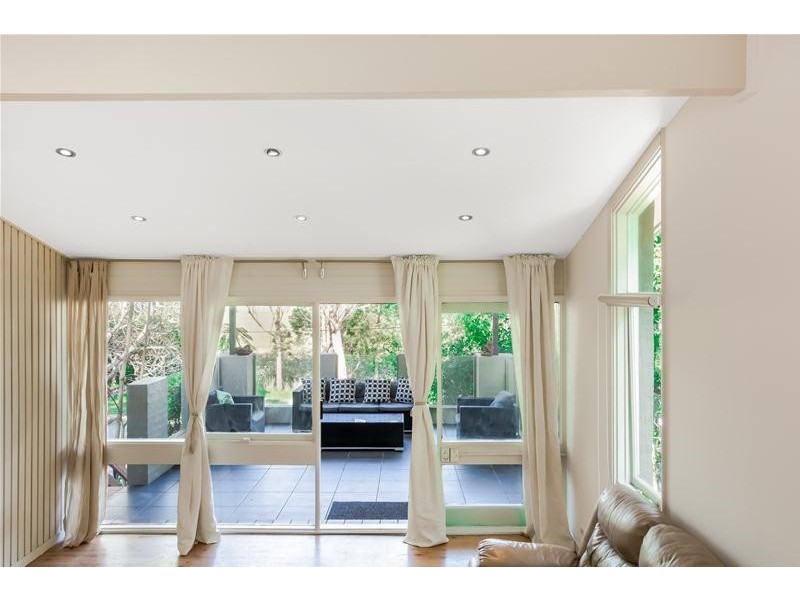 21 Tarawara Street, Bomaderry NSW 2541