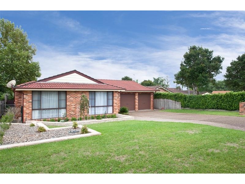 15 Wilari Close, Bomaderry NSW 2541