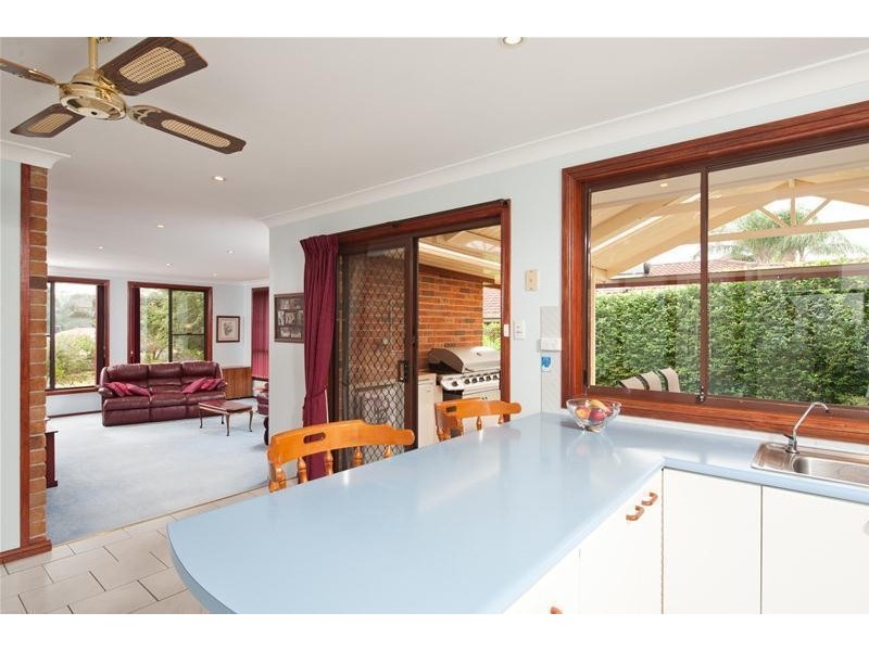 15 Wilari Close, Bomaderry NSW 2541