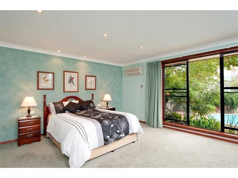 15 Wilari Close, Bomaderry NSW 2541