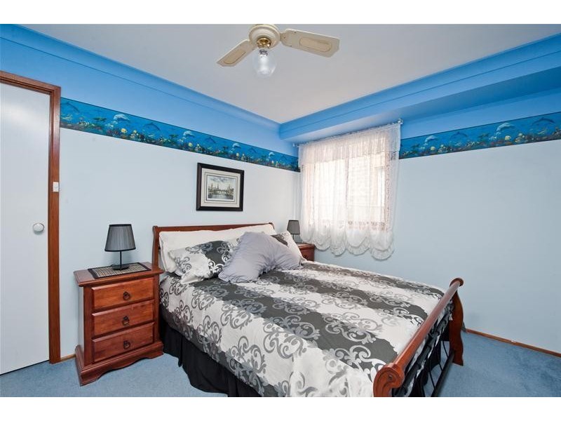 15 Wilari Close, Bomaderry NSW 2541