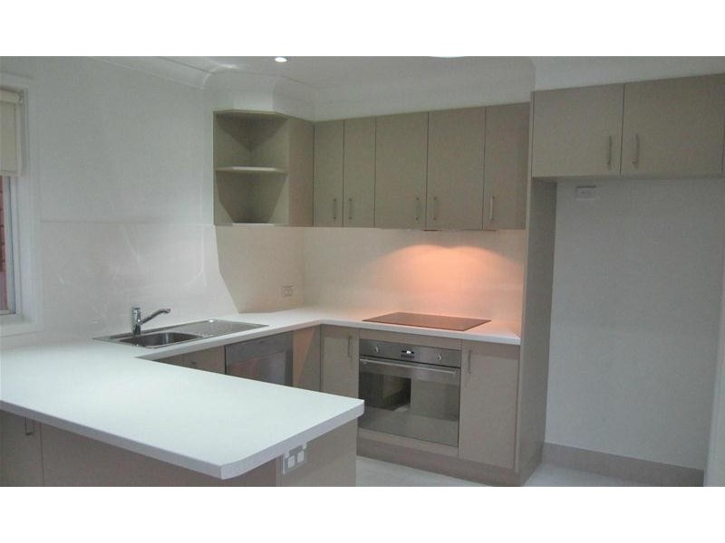 2/25 Ferry Lane, Nowra NSW 2541