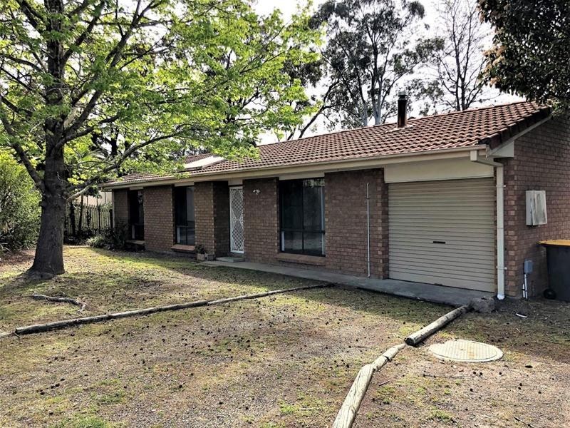 8 Beyeri Avenue, West Nowra NSW 2541