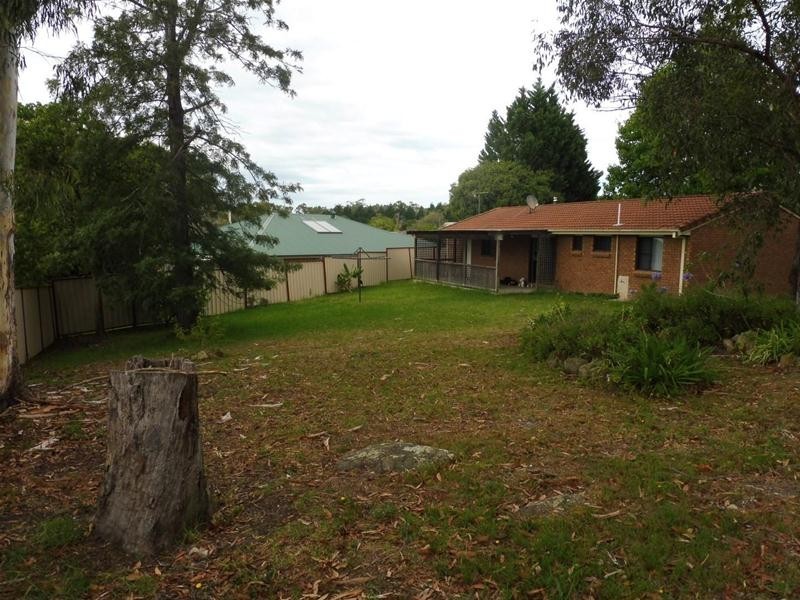 8 Beyeri Avenue, West Nowra NSW 2541