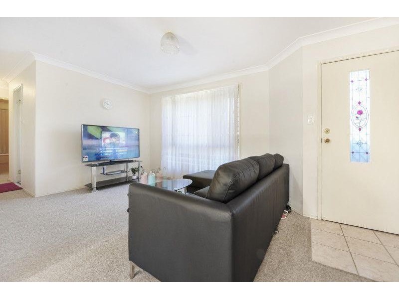 4/67 Brinawarr Street, Bomaderry NSW 2541