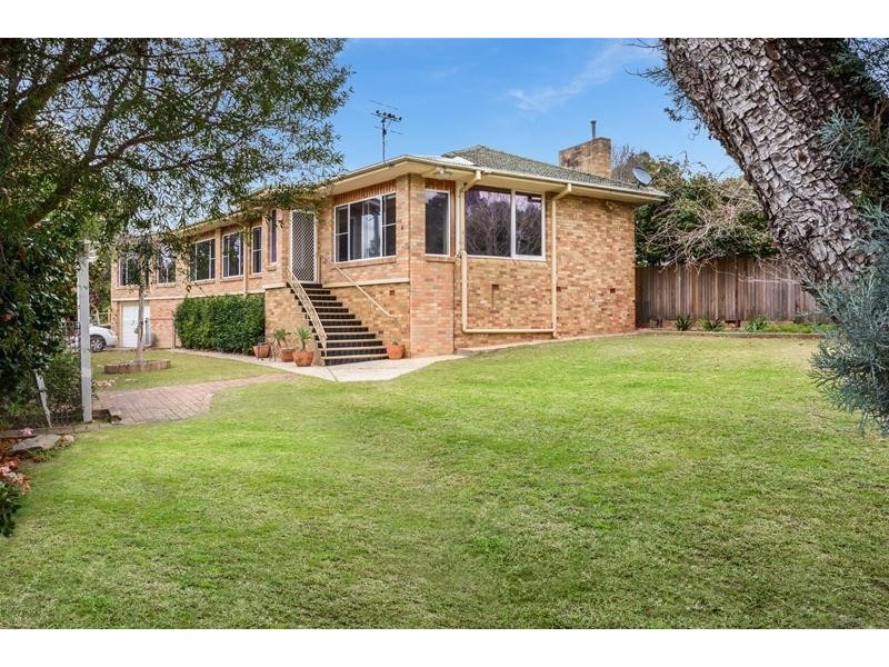 1 Colyer Avenue, Nowra NSW 2541