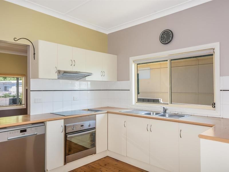 69 Comarong Street, Greenwell Point NSW 2540