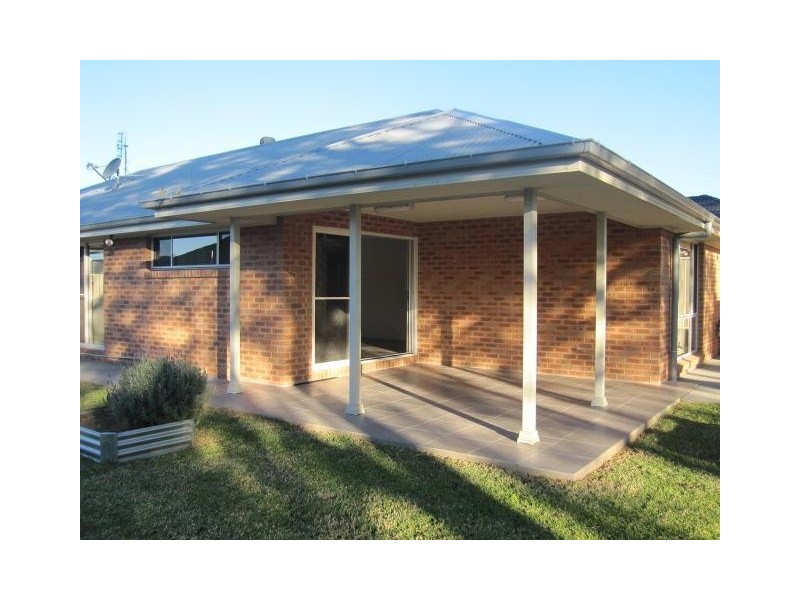 62 Bowerbird Street, South Nowra NSW 2541