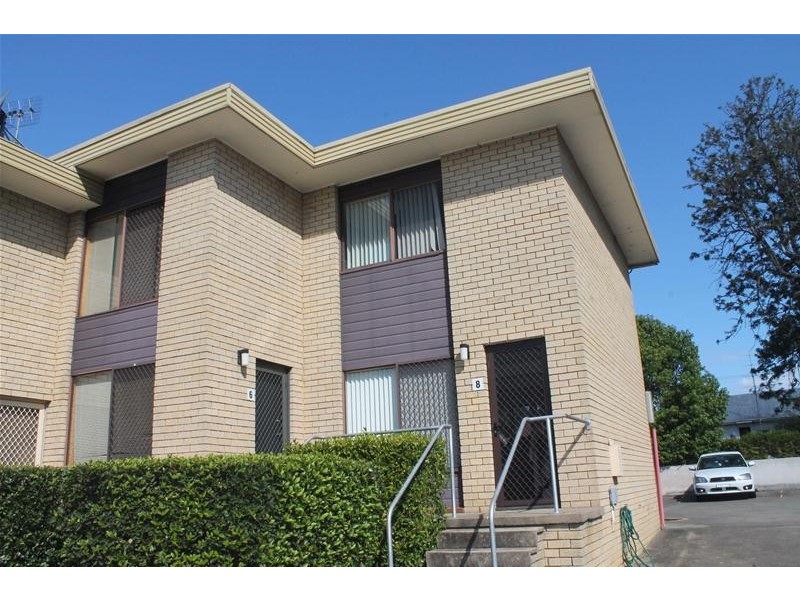 8/6 Campbell Place, Nowra NSW 2541