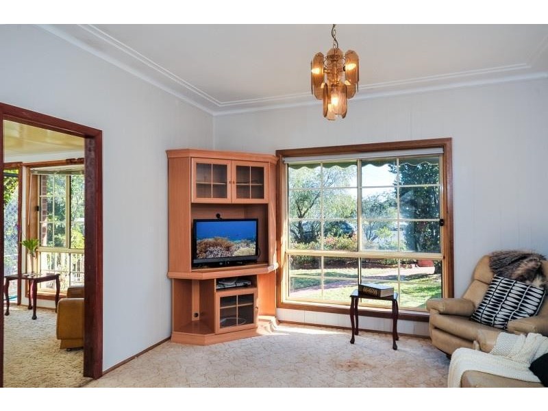 4 Crest Avenue, North Nowra NSW 2541