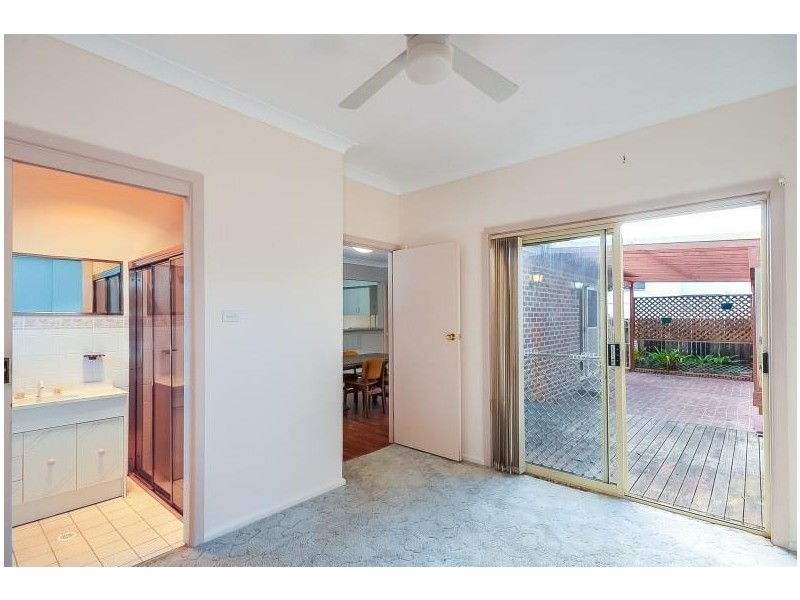 4 Crest Avenue, North Nowra NSW 2541