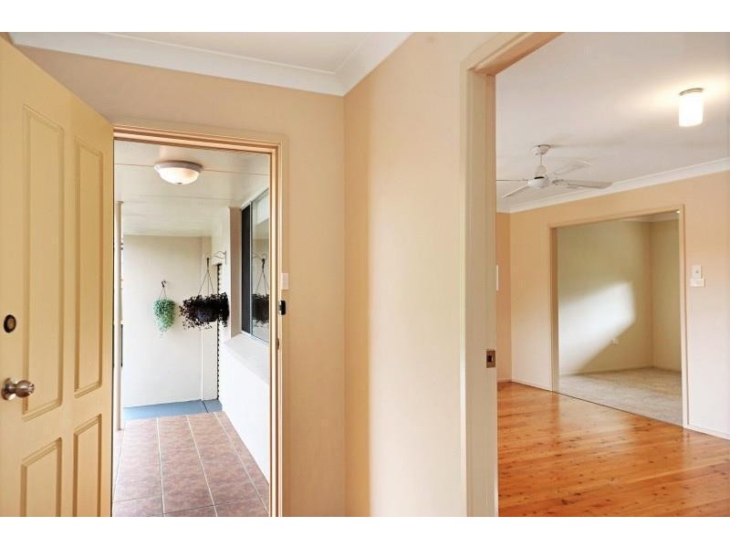 4 Farrar Drive, North Nowra NSW 2541