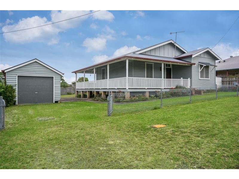28 Birriley Street, Bomaderry NSW 2541