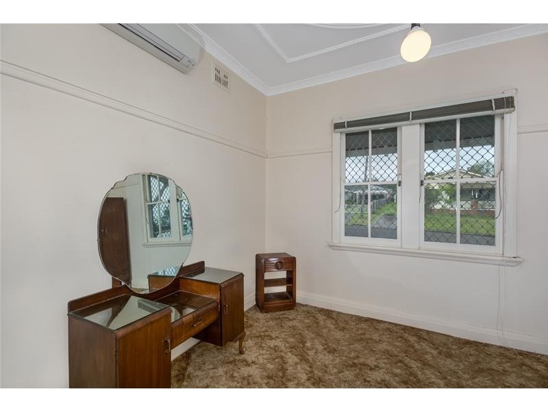 28 Birriley Street, Bomaderry NSW 2541