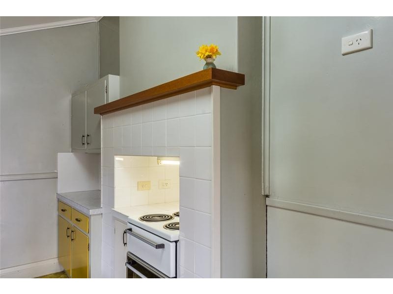 28 Birriley Street, Bomaderry NSW 2541