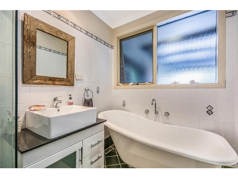 13 Coconut Drive, North Nowra NSW 2541