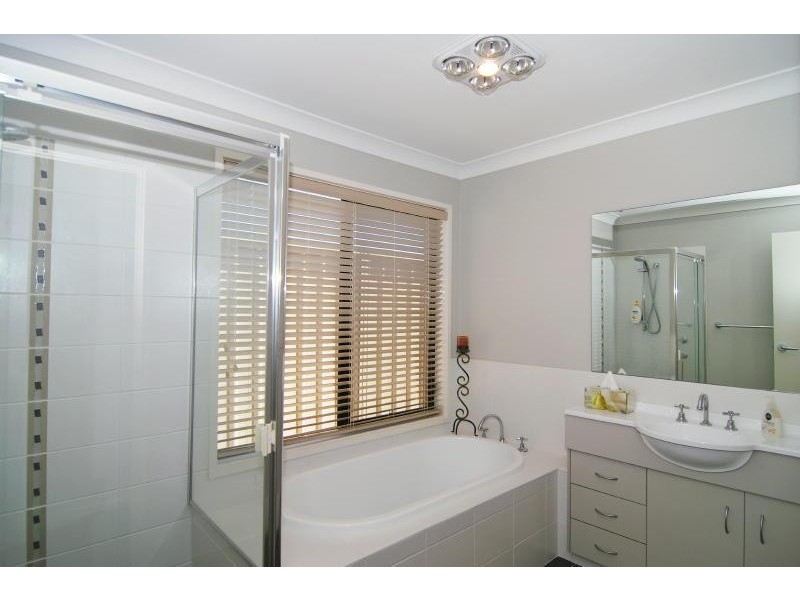 14 Riveroak Road, Worrigee NSW 2540