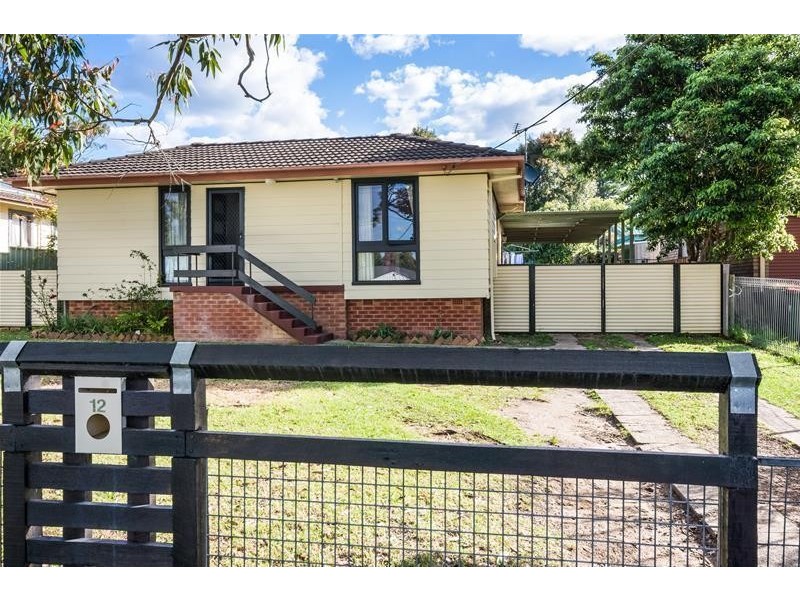 12 Seccombe Street, Nowra NSW 2541