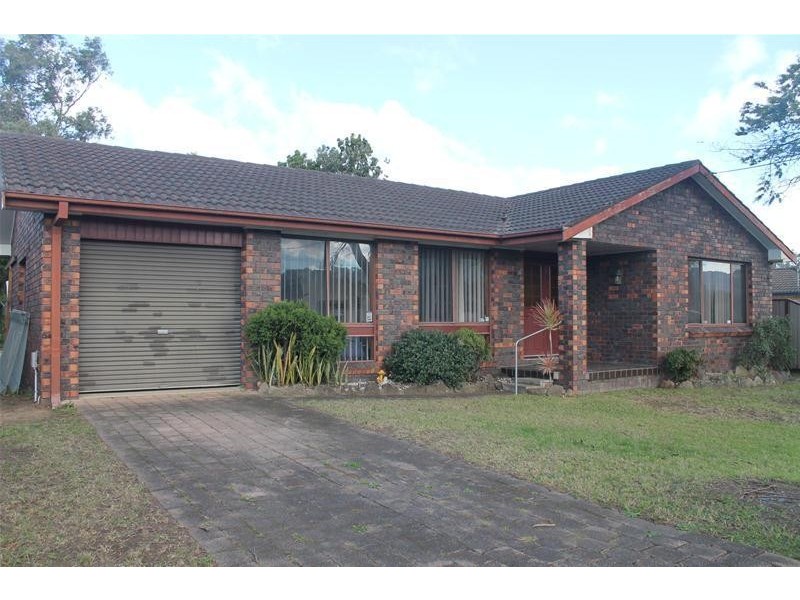 38 Edwards Avenue, Bomaderry NSW 2541