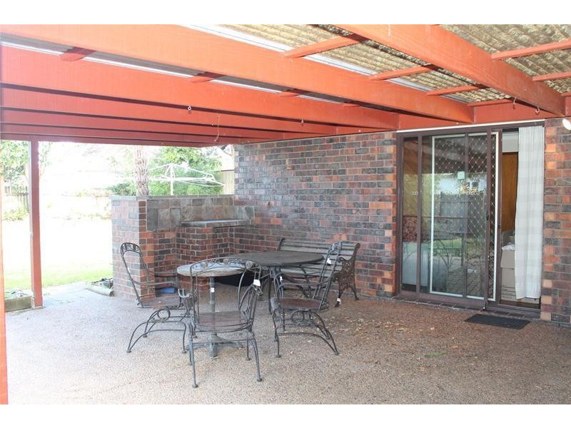 38 Edwards Avenue, Bomaderry NSW 2541