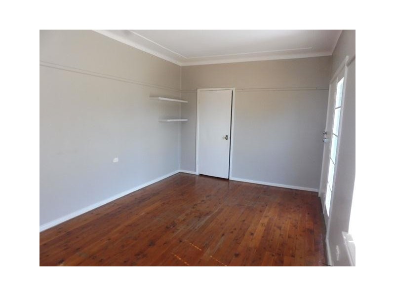 22 Tanang Street, Bomaderry NSW 2541