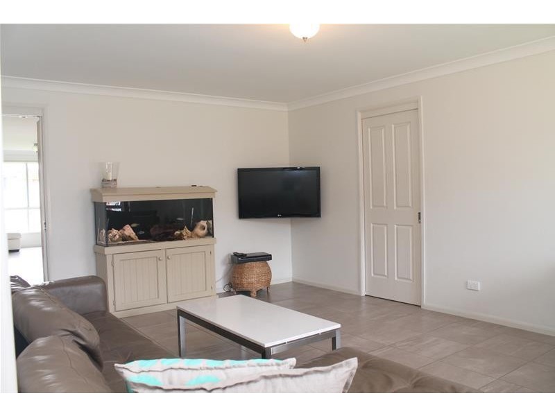 7 Hannah Place, Worrigee NSW 2540