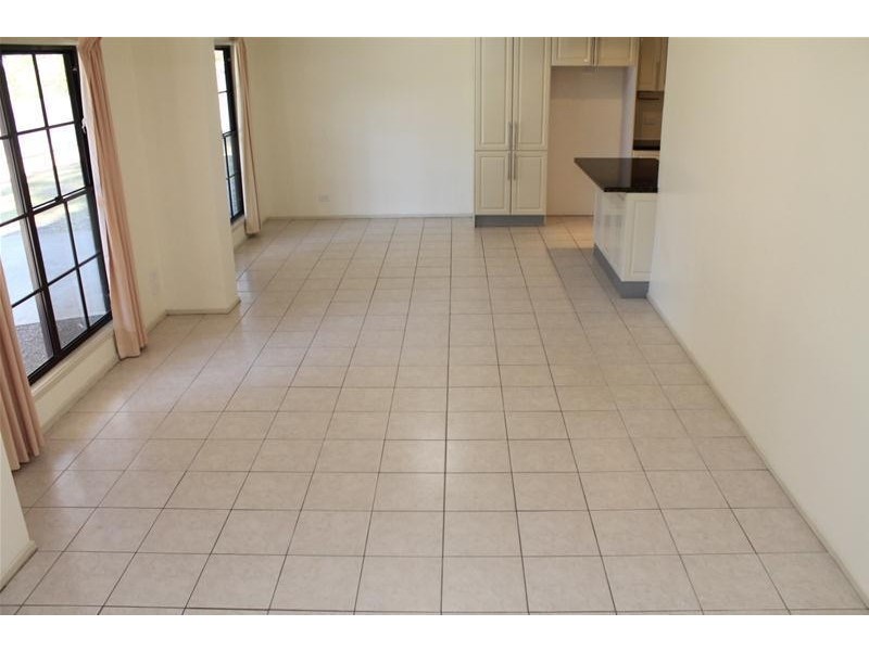 1 Yalwal Road, West Nowra NSW 2541