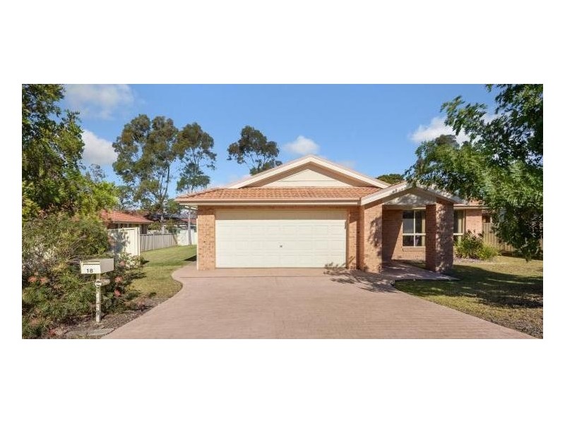 18 St James Crescent, Worrigee NSW 2540