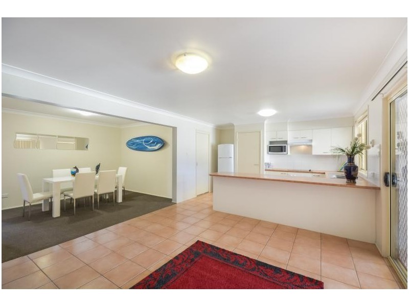 18 St James Crescent, Worrigee NSW 2540