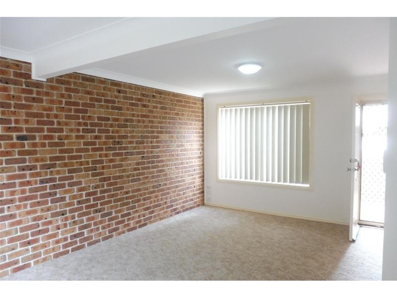 2/3 Campbell Place, Nowra NSW 2541