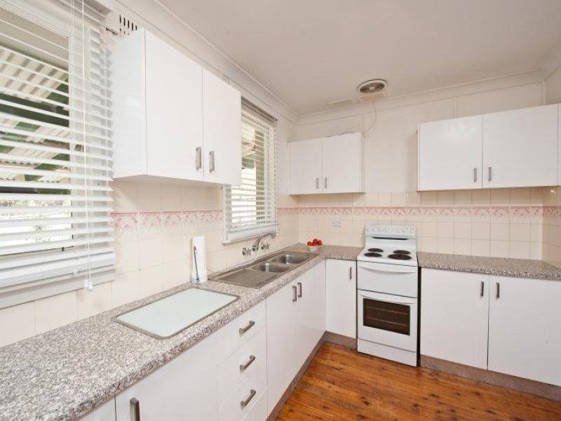 19 Taranna Crescent, Nowra NSW 2541