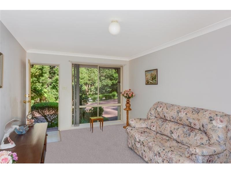 1/63 Brinawarr Street, Bomaderry NSW 2541