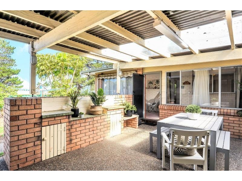 1 Mulgen Crescent, Bomaderry NSW 2541