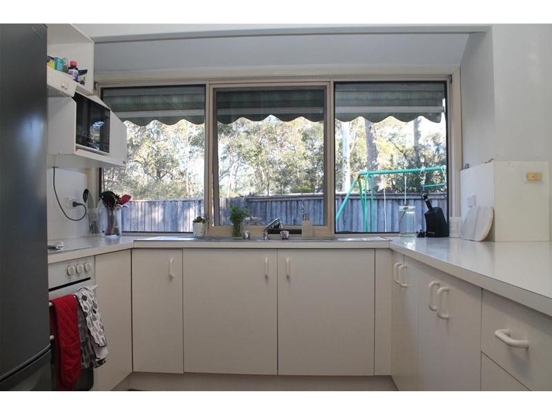 15/33 Lynburn Avenue, Bomaderry NSW 2541