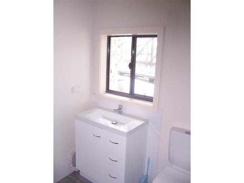 4/480 Princes Highway, Bomaderry NSW 2541