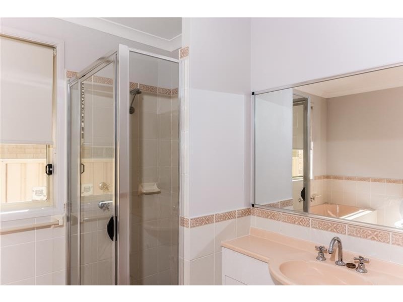 5 Burradoo Crescent, Nowra NSW 2541