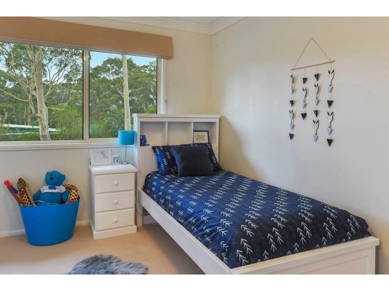 11 Stapleton Street, Falls Creek NSW 2540