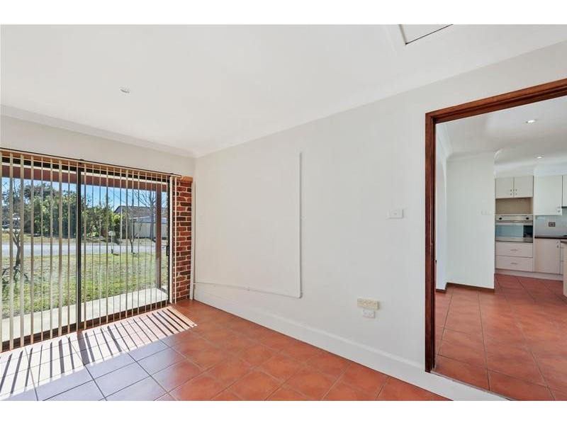 18 Rannoch Drive, West Nowra NSW 2541