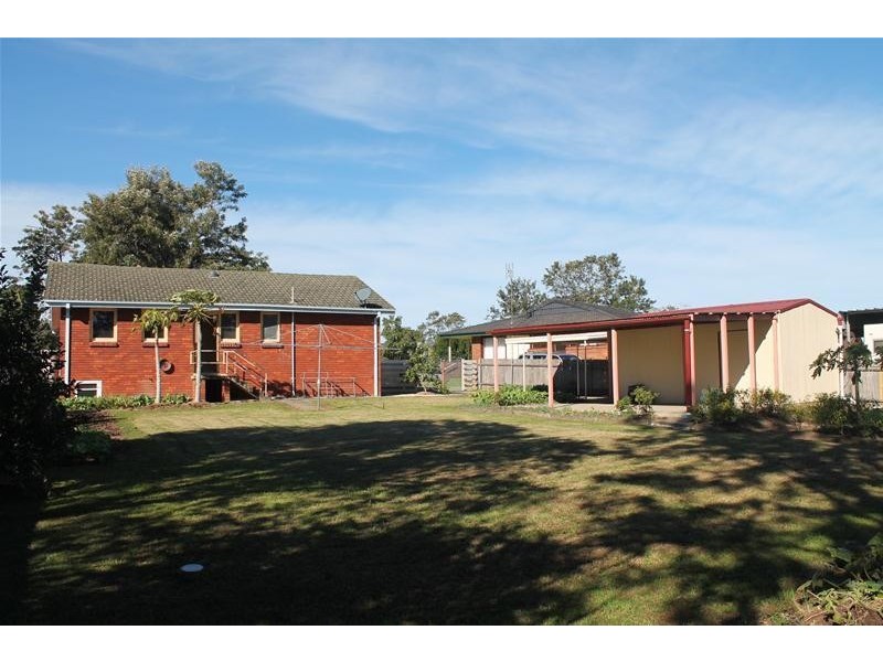 8 Wondalga Crescent, Nowra NSW 2541