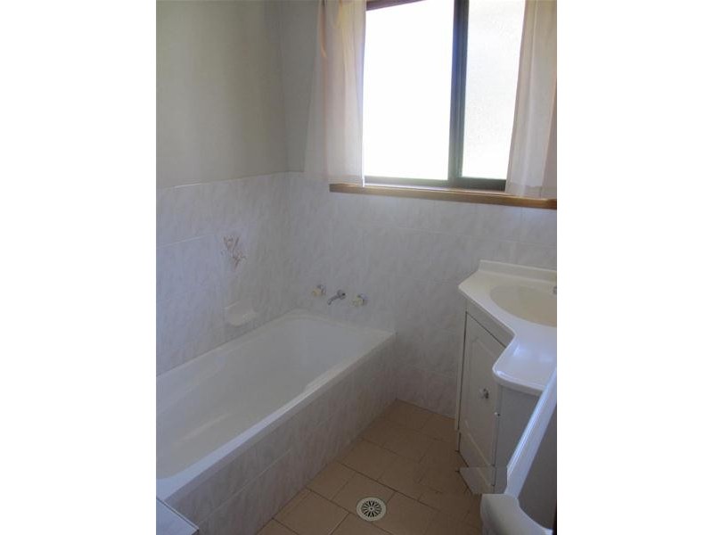 5A Herbert Close, Bomaderry NSW 2541