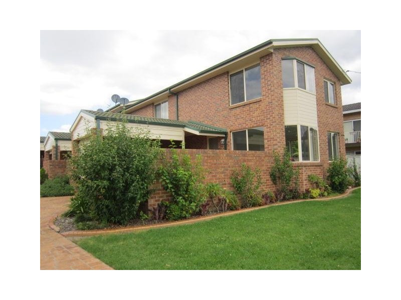 1/3 Campbell Place, Nowra NSW 2541