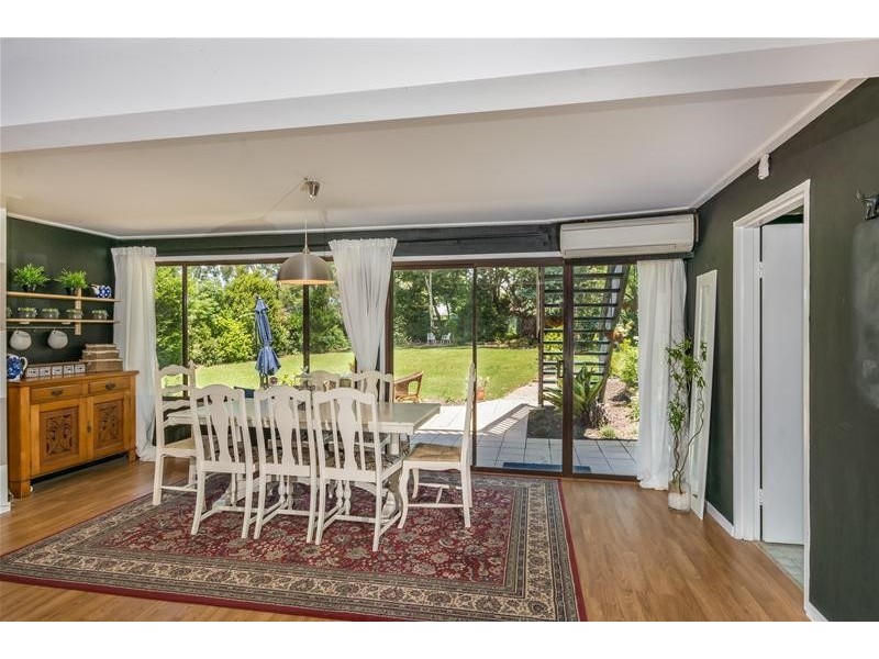 2 Woorin Close, Bomaderry NSW 2541