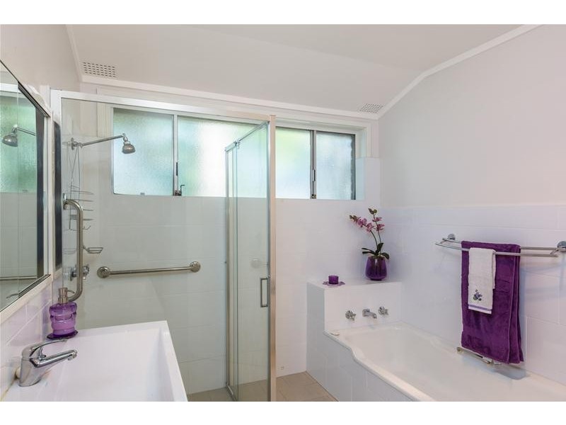 2 Philip Drive, North Nowra NSW 2541