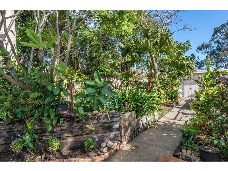2 Philip Drive, North Nowra NSW 2541